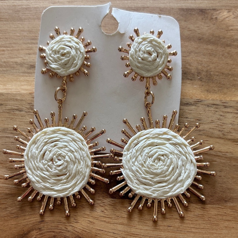 White and Gold Sunburst Earrings